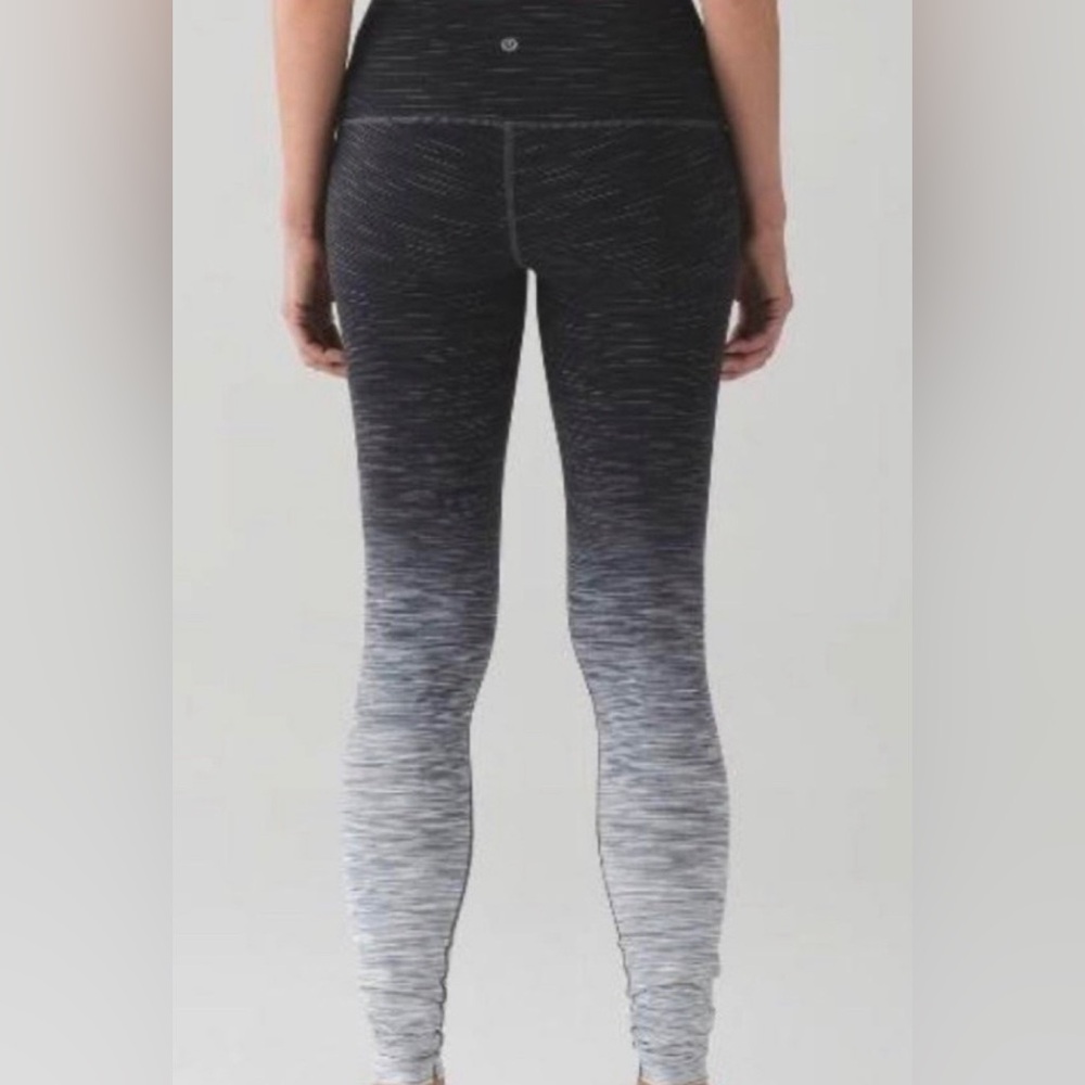 Lilulemon black/gray/white ombré long leggings, high-waisted, tight fit, size 6